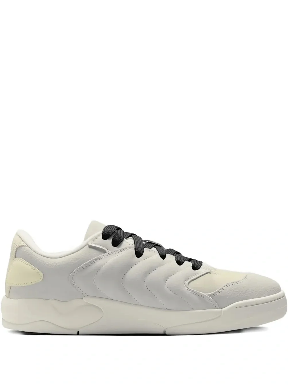 Jordan session shoe